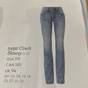 New cabi cinch skinny jeans 5492 size 4